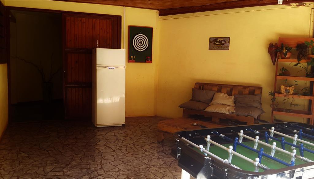 Residencial Uno Hostel Puerto Iguazú Exterior foto